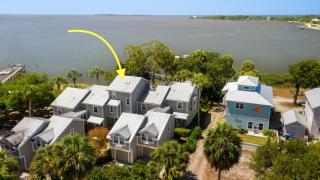 Whitman by the C townhouse - Cedar Key - 3