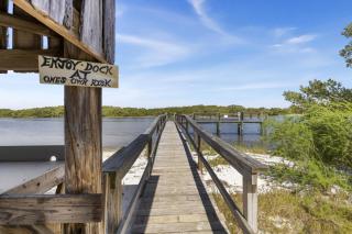 Bubbles Up water front condo - Cedar Key - 1