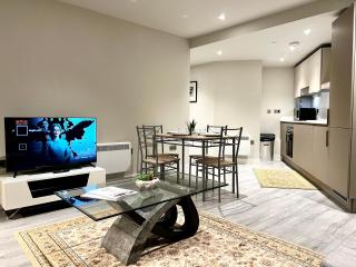 30Nights Offers l Premium Offers l Sleeps Up to 2 l Stunning View l 2 Bed 2 Bath Penthouse & Gym l City Centre JVT Short Lets - Birmingham - 9