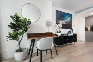 Luxury 3brm Sub Penthouse - 5