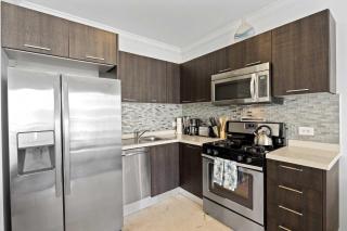 PC412 - Pool View - 1BR Perfect for a couple or Family - Close to Palm Beach - 1BR - Palm-Eagle Beach - 2