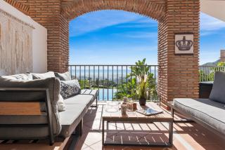 Los Arqueros sunny balcony with pool by Costarentals - Ref M52 - Benahavís - 2