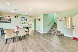 Spacious Lake Elsinore Home with Pool and Hot Tub! - Lake Elsinore - 8