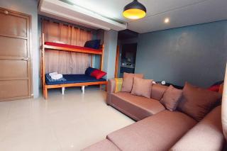 Bombshelter Homestay- Blueroom - Baguio City - 3