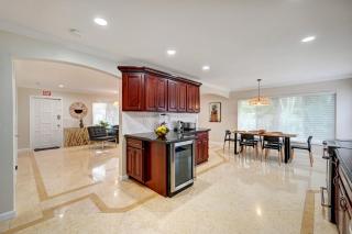 WALK to Beach Luxury 3BR Villa in Hollywood Lakes - Hollywood - 1