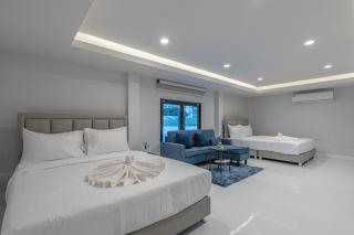 芭提雅市中心5卧现代轻奢别墅pool villa近21航站楼海边 - 1