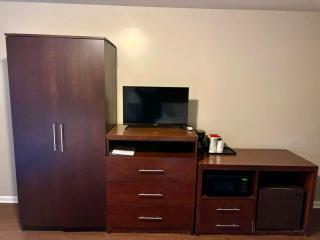 Shady Cliff Resort 103 - 8