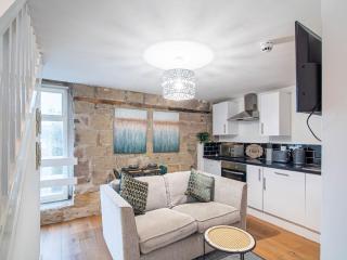BV Modern Apartment Near Kirkstall Shopping Centre - Leeds - 8