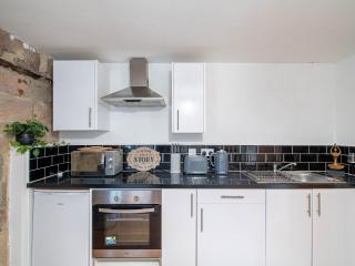 BV Modern Apartment Near Kirkstall Shopping Centre - Leeds - 4