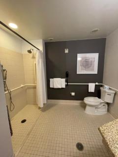 Courtyard Long Beach Airport - 6