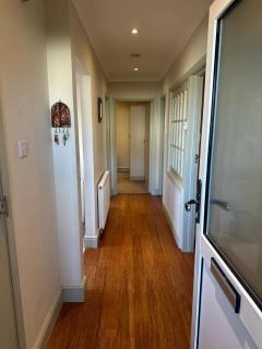 2 Bedroom Ground Floor Flat East Preston 2 Min Walk To Beach - East Preston - 1