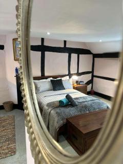 Bishopric Cottage 2 Bedroom Cottage In Horsham Built In 1667 - Horsham - 0
