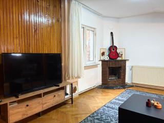 Bohemian Flat, 2BR, in Taksim Square, Beyoglu - Istanbul - 4