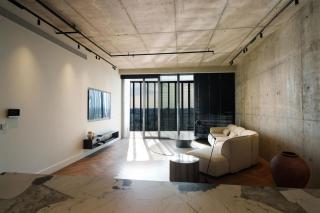 WealthyStays 2BR Flat, Gym, 11th Floor, Nicosia City Center - 5