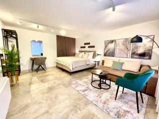 Kurpark Apartment, Schwimmbad, Sauna, Terrasse - Bad Wildbad - 0