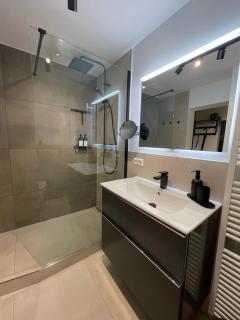 Kurpark Apartment, Schwimmbad, Sauna, Terrasse - Bad Wildbad - 4