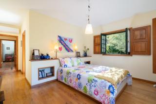 Host Wise - Countryside Escape with Pool and Tennis Court - Ázere - 7
