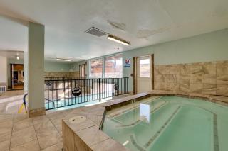 2 Mi to Granby Ranch Mtn-View Studio with Perks - 8