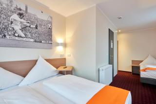 McDreams Hotel Mönchengladbach - 2