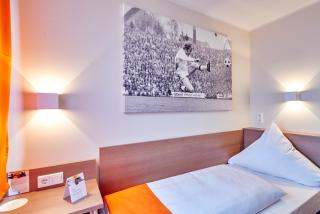 McDreams Hotel Mönchengladbach - 9