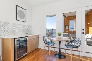 11 Beds 6 full Baths With Rooftop Deck - 6