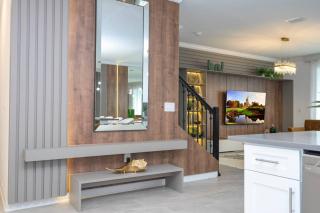 The Ultimate 9bd Disney Getaway Storey Lake - 1