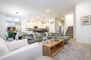 Relax at Paradiso Grande Resort - Orlando - 3