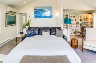 Lakefront Otis Home with Stunning Views and Boats! - Otis - 4