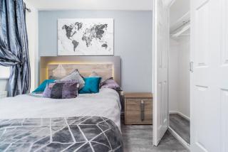 Middle Meadow Stunning 2 bedroom Modern Apartment Sleeps 3 - 6