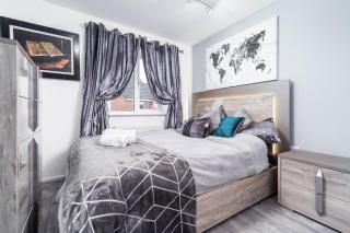 Middle Meadow Stunning 2 bedroom Modern Apartment Sleeps 3 - 5