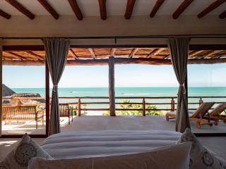 Beach Front Hotel Boutique DK House - Isla Holbox - 3