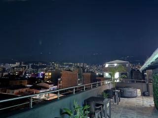 Vive Medellin 302 - Medellín - 2