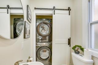 6 Mi to Downtown - Spacious Home in Pittsburgh! - 3