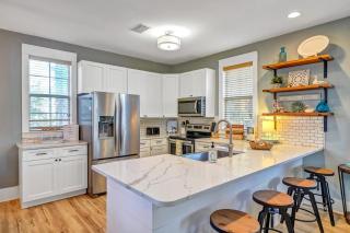 Family Tides - Highland View - 0