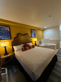 Howard Johnson by Wyndham Bakersfield - Bakersfield - 3