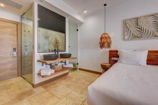 La Boheme - Adults Only - 6