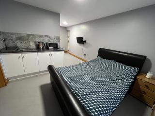 One Bed cosy Flat - Maidenhead - 0