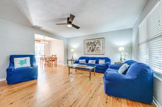 6 Mi to Sponge Docks Lake Tarpon Getaway with Dock! - Palm Harbor - 6
