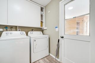 6 Mi to Sponge Docks Lake Tarpon Getaway with Dock! - Palm Harbor - 1