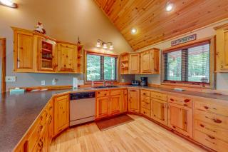 Van Vliet Lakehouse - Presque Isle - 1