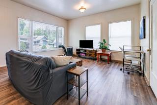 Charming Klamath Falls Apt Walk to Downtown! - Klamath Falls - 7