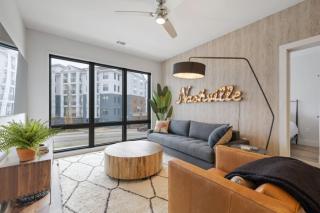 Walk to Nightlife, Vanderbilt, Minutes to Broadway - Nashville - 0