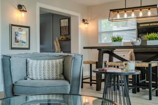 Waterfront home, luxury design, HOT TUB - 5
