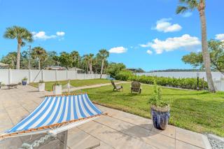 Waterfront home, luxury design, HOT TUB - Port Orange - 6