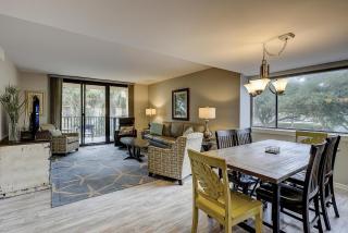 Island Club 3206 - 4