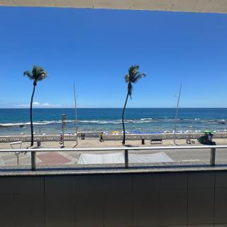 Farol da Barra Ape Frente Praia c Ar Condicionado Salvador BA - 4