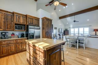 Hot Tub and Water Views Lake Glenville Home! - Cullowhee - 3