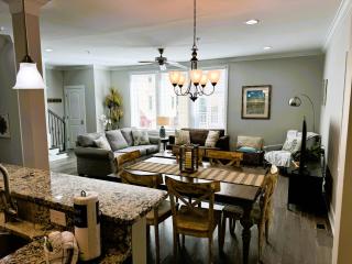 The Village at 74th by Palmetto Vacation Rentals - Myrtle Beach - 8