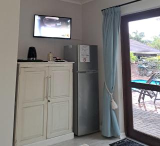 Plettenberg Bay 7 BUNKER AVENUE - Plettenberg Bay - 7