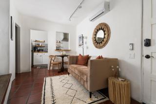 Casa Blanca Suite A1 - New, Private, Cozy! - Montecito - 9
